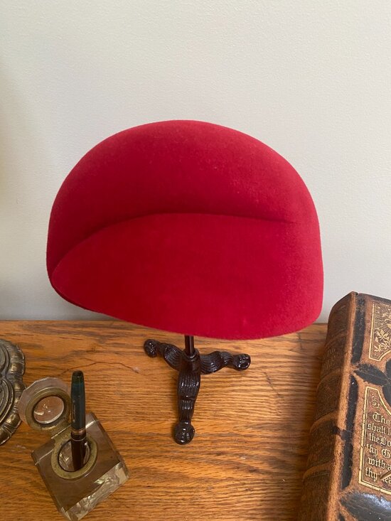 Woman\'s Vintage Red Wool Hat with Strawbridge & Clothier Label main image 5